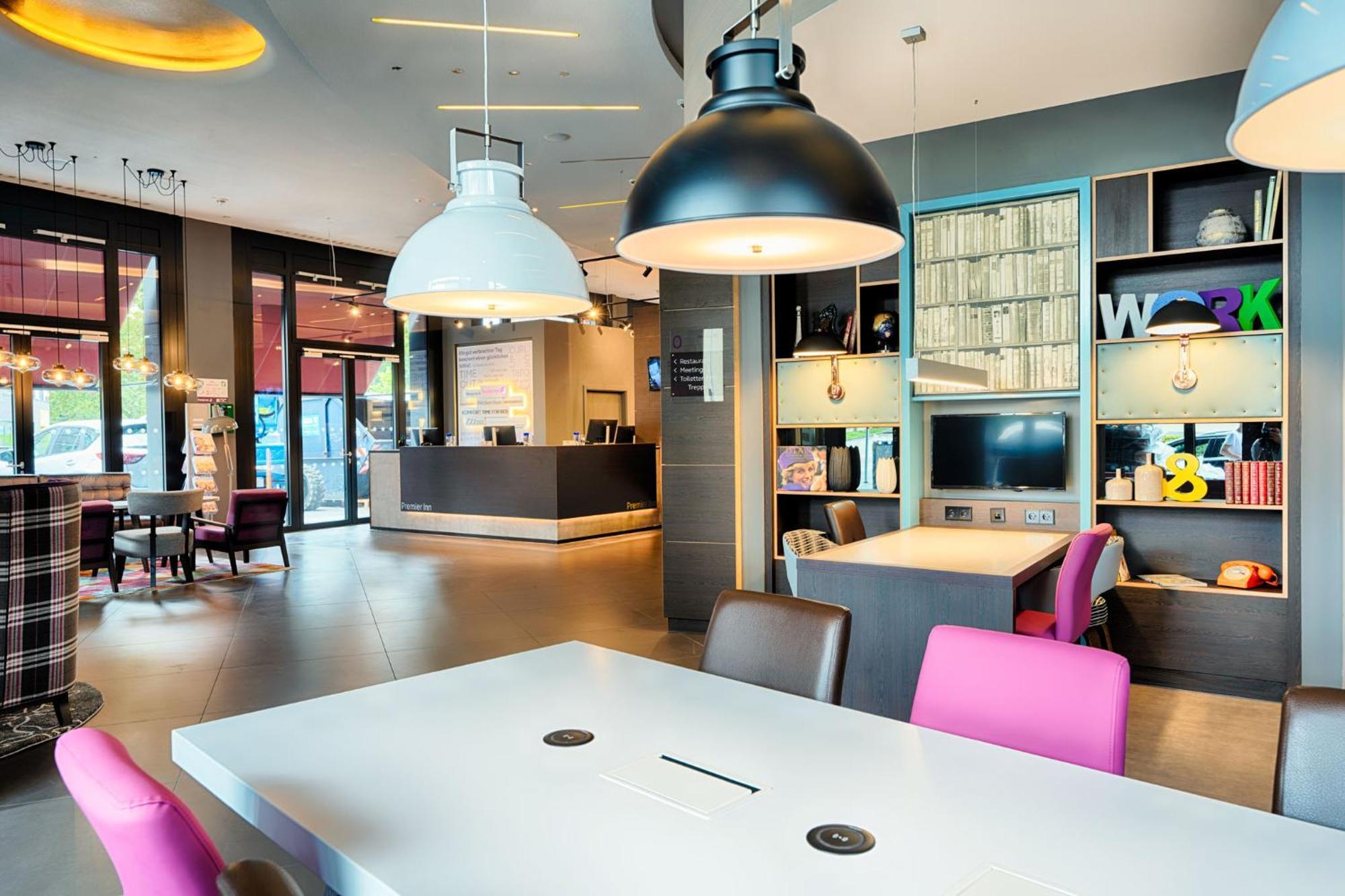 Premier Inn Heilbronn City Centre 外观 照片