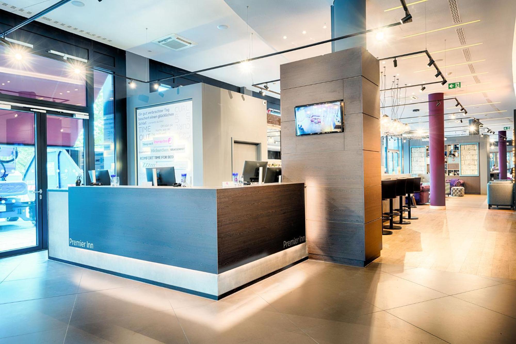 Premier Inn Heilbronn City Centre 外观 照片
